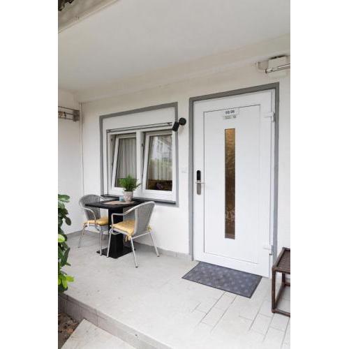 Apartment EG 09
