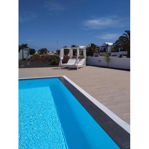 Apartment El Sueño - GREAT SEA VIEWS - SWIMMING POOL - free Wifi- smart TV-Residence El Majo