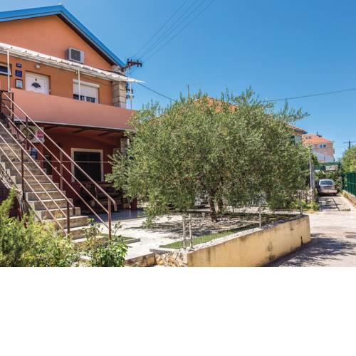 Apartment Ella