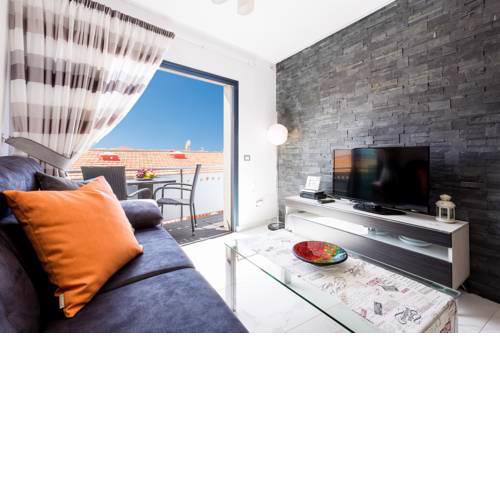Apartment Famar, La Caleta, WiFi, Ocean