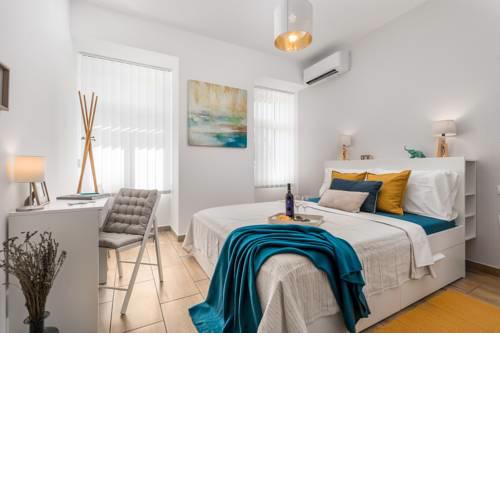 Apartment Five