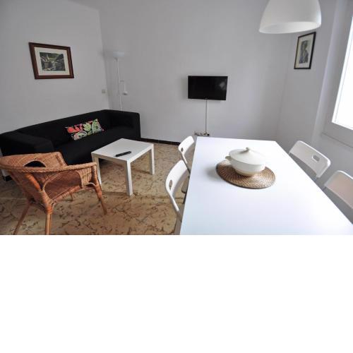 Apartment for 4 people 1 min walking to the beach