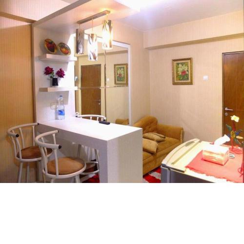 Apartment Gateway Ahmad Yani : Aji