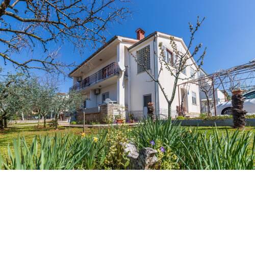 Apartment Giulia