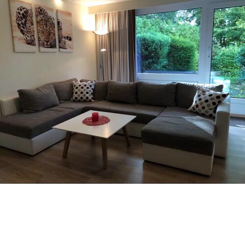Apartment Happy Holiday