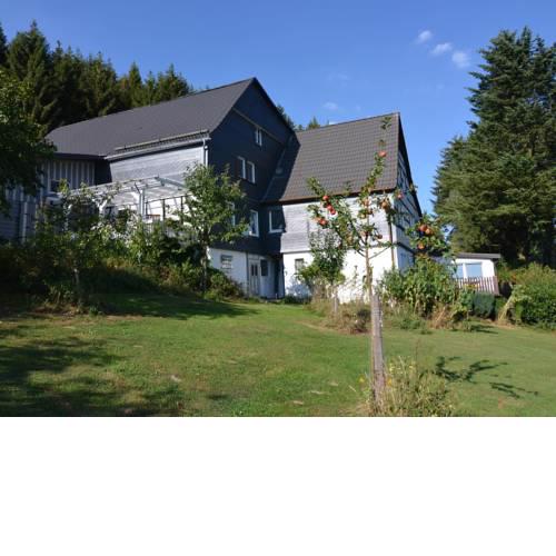 Budget Apartment in Sauerland with private terrace