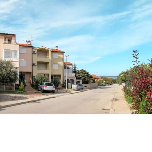Apartment Haus VIVODA (PUL168)