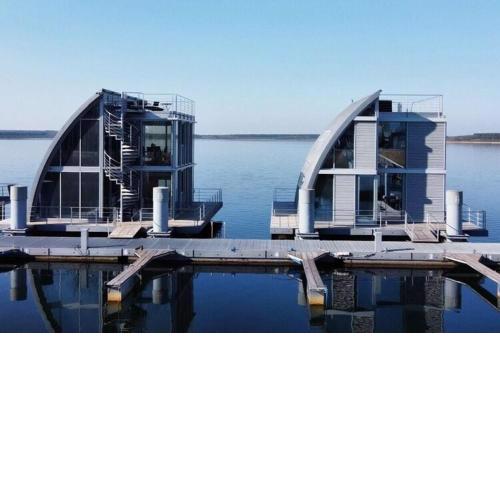 Apartment in a floating house on the Geierswalder See