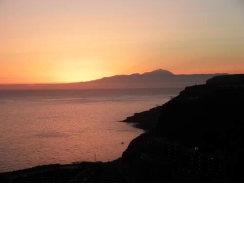 Apartment in Amadores with WIFI Pool Terrace and Parking