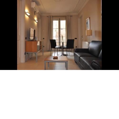 Apartment in Barcelona Sleeps 4 includes Air Con 8