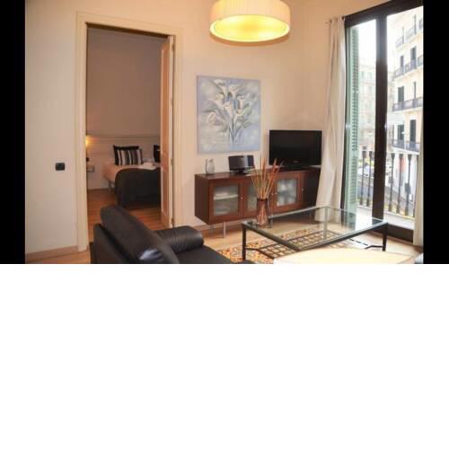 Apartment in Barcelona Sleeps 5 includes Air Con