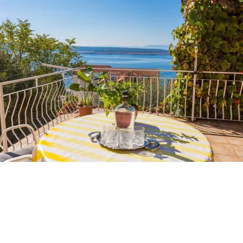 Apartment in Crikvenica 14049