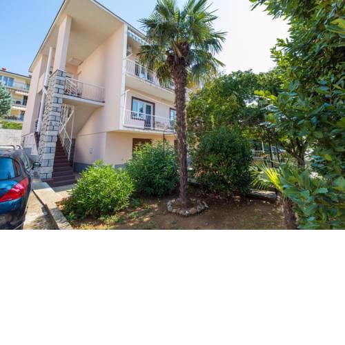 Apartment in Crikvenica 39232