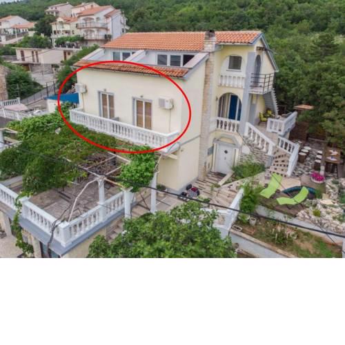 Apartment in Crikvenica with sea view, terrace, air conditioning, Wi-Fi (4628-56)