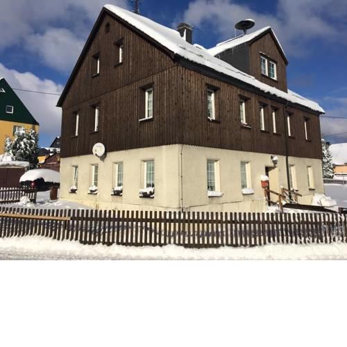 Apartment in Deutscheinsiedel 36165
