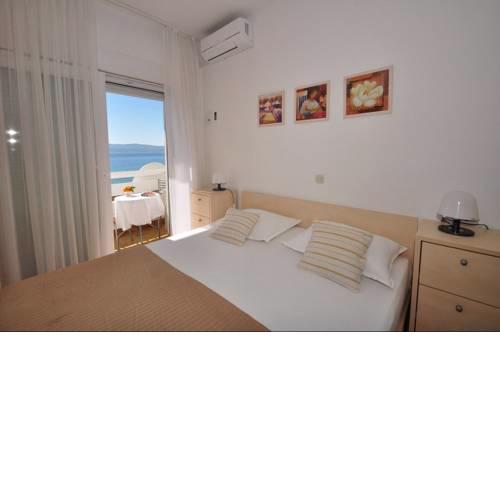 Apartment in Duće with sea view, balcony, air conditioning, Wi-Fi (3425-9)