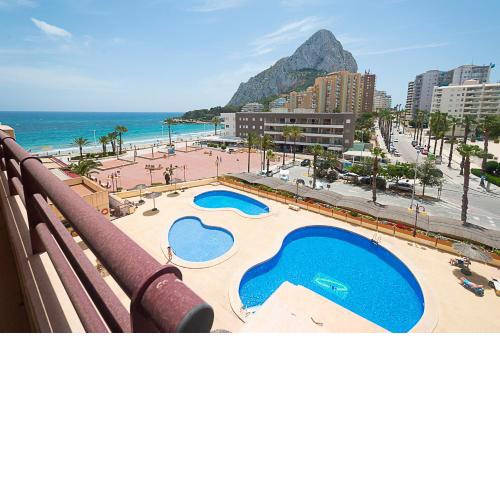 Apartment in Edf Zafiro with sea views and community pool