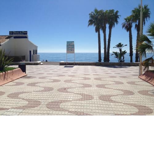 Apartment in first row to the sea, Almuñécar