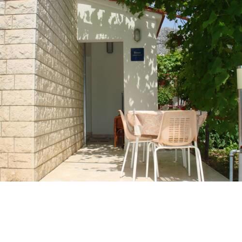 Apartment in Kaštel Gomilica with Terrace, Air condition, WIFI (4192-1)