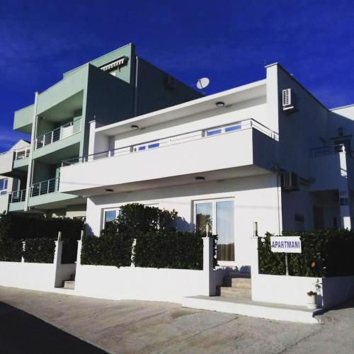 Apartment in Komarna with sea view, balcony, air conditioning, WiFi 4252-3