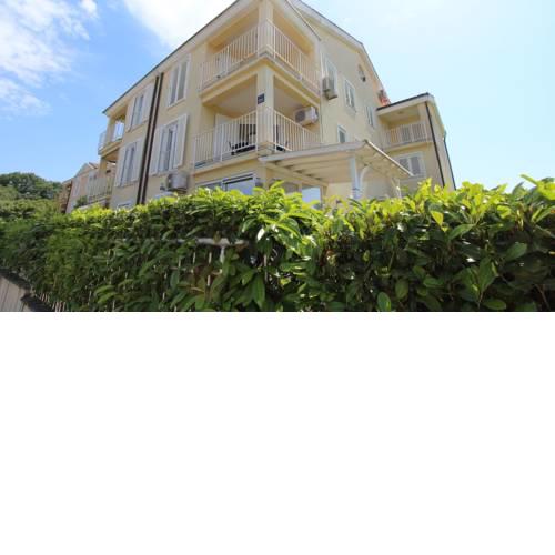 Apartment in Malinska/Insel Krk 12989