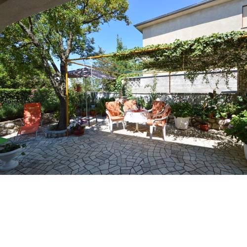 Apartment in Novi Vinodolski 15413