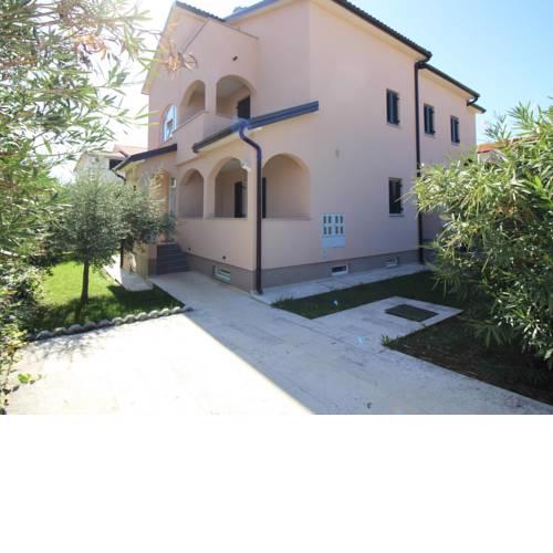 Apartment in Porec with Two-Bedrooms 10