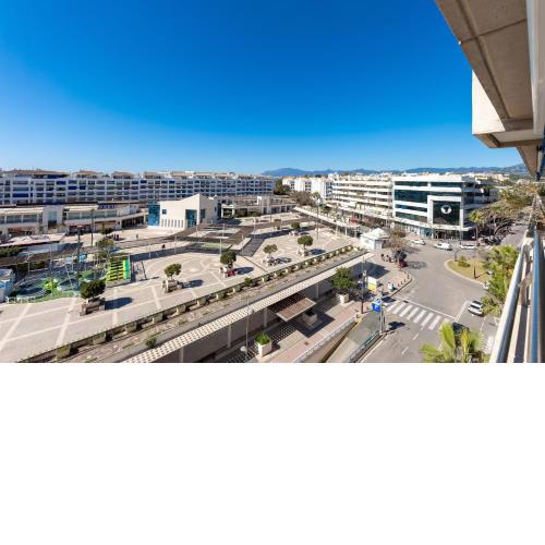 Apartment in Puerto Banus with pool views and parking