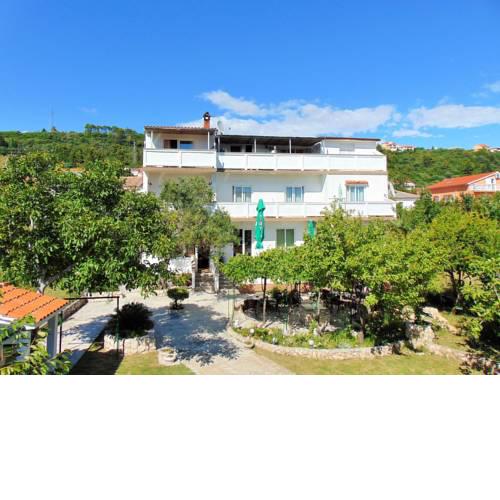 Apartment in Rab/Insel Rab 33779