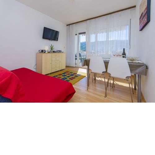 Apartment in Stari Grad (Hvar) with Balcony, Air condition, WIFI, Dishwasher (3695-1)