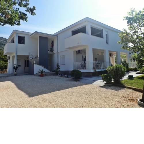 Apartment in Starigrad-Paklenica 38636
