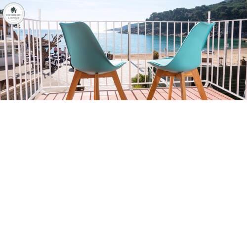 Apartment in Tamariu Sleeps 6