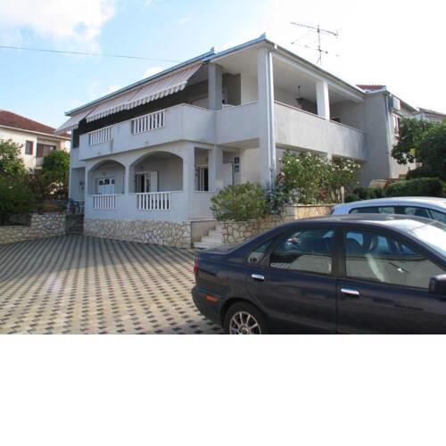 Apartment in Trogir with balcony, air conditioning, WiFi, washing machine (4904-5)