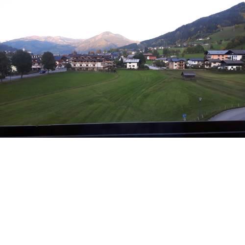 APARTMENT JOANIE, by Apartments Ged Kaprun.