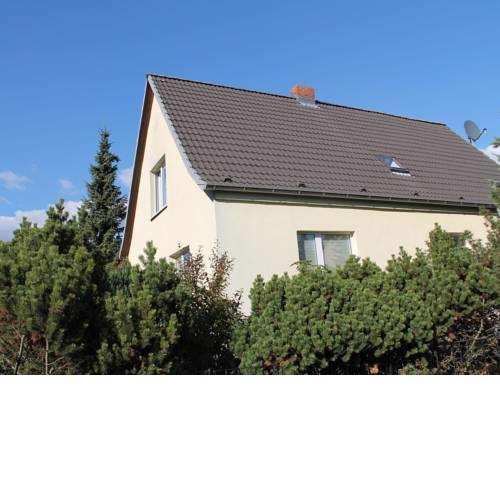 Homestyle Apartment in Kropelin with Terrace