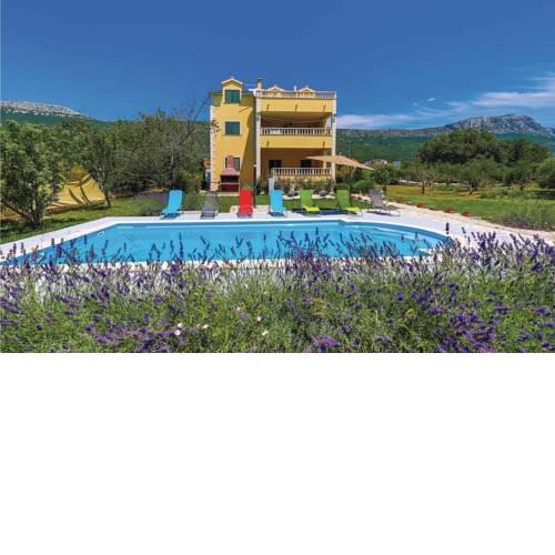 Apartment Kastel Luksic with Sea View IV