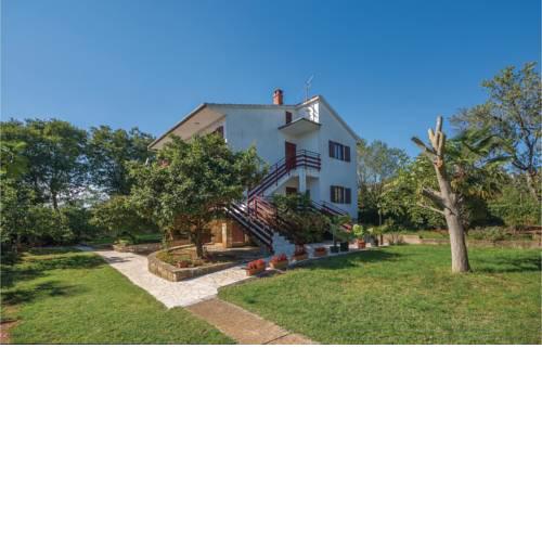 Apartment Kastelir III