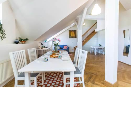Apartment Klamovka