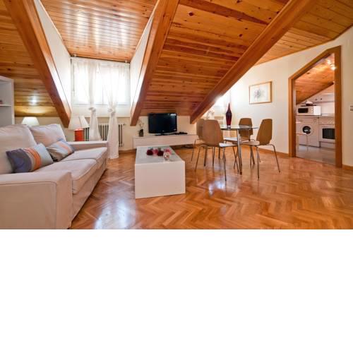 Apartment Latina VII