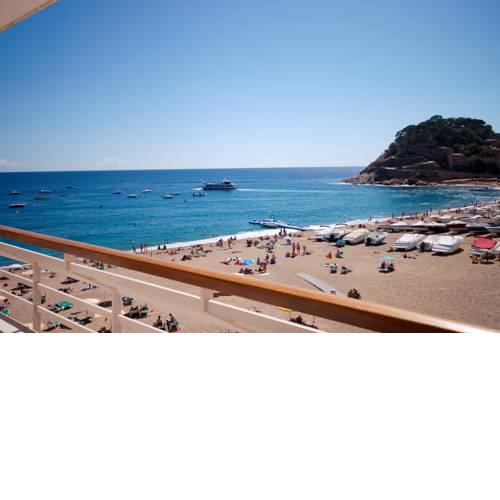 Apartment Lets Holidays Tossa de Mar Beach