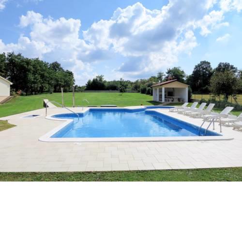 Apartment Macini (ROJ465)