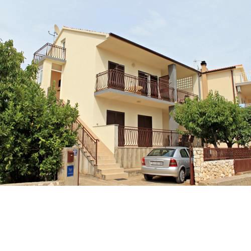 Apartment Maja