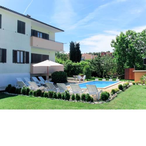 Apartment Majkic (PRC616)