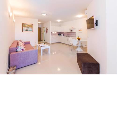 Apartment Makarska 12