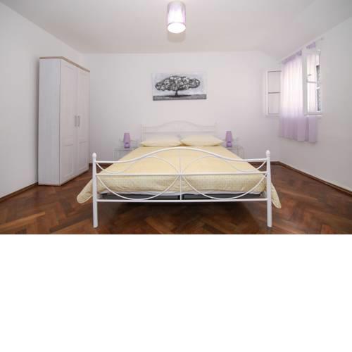 Apartment Mango