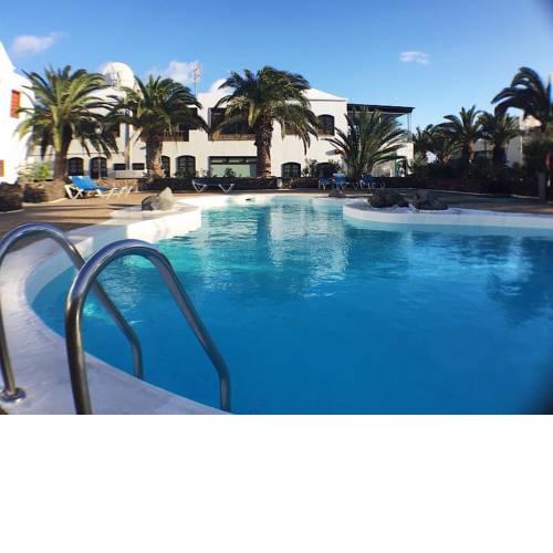 Apartment Maravillosa with Pool, Sat-tv & free Wifi in Costa Teguise