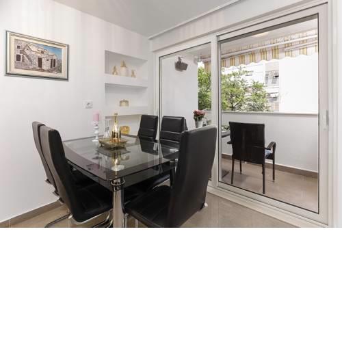 Apartment Matea
