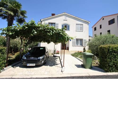 Apartment Mercedes