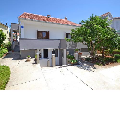 Apartment Mičić