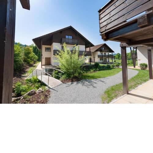 Apartment mit Balkon I Obergeschoss